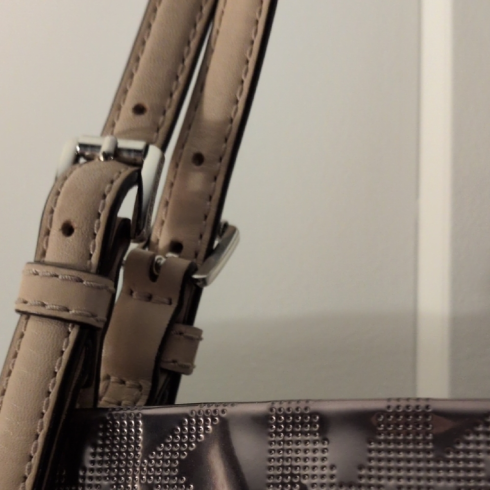 Michael Kors Shimmering Gold Tote - Picture 5 of 14